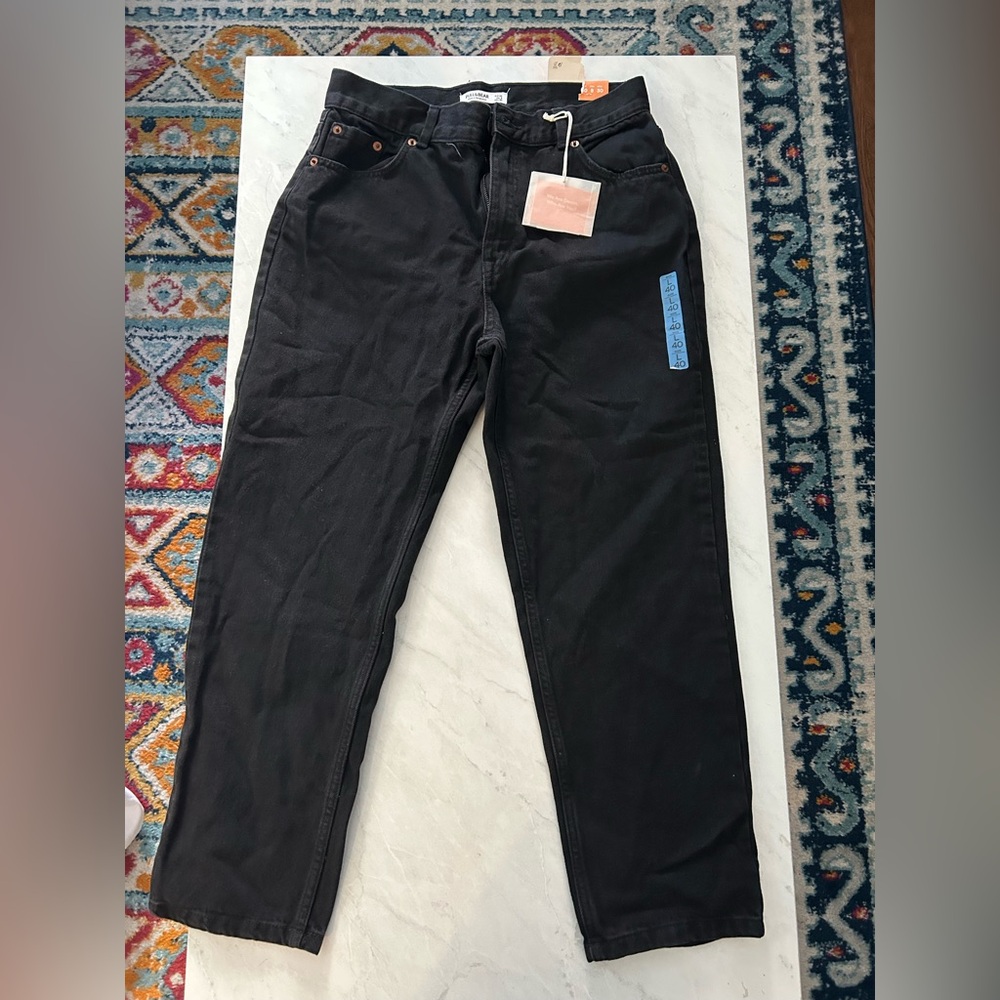 Brand new/never worn : Pull&Bear high rise straight comfort